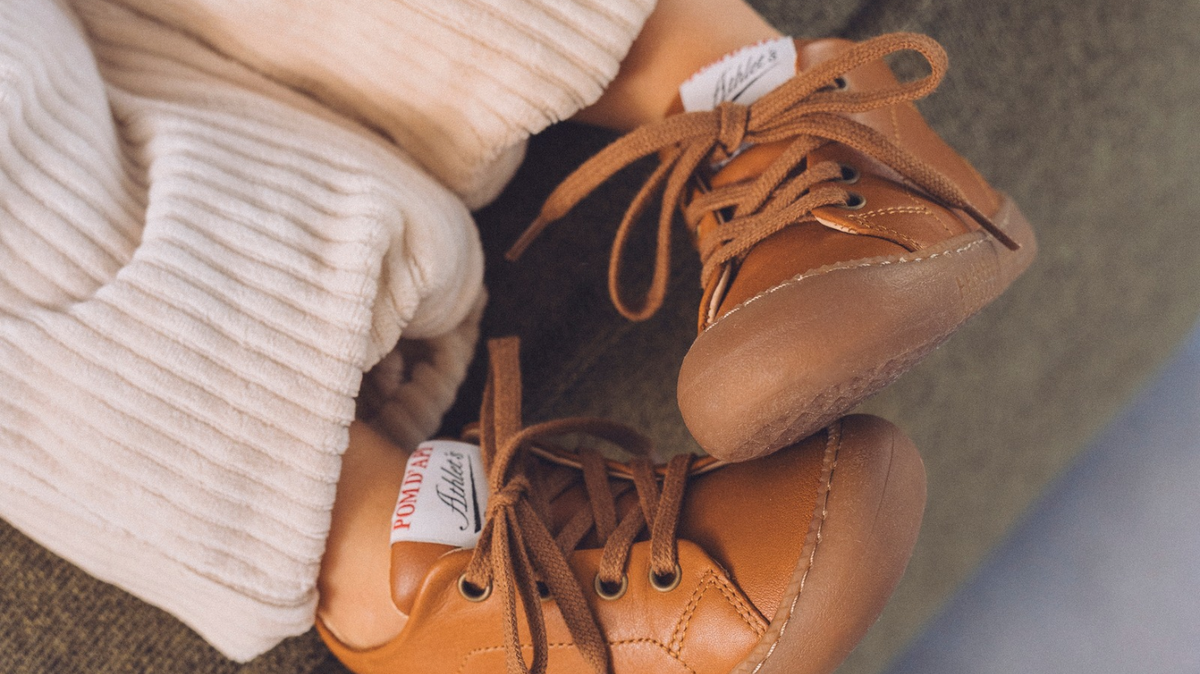 Chaussures barefoot bébé : 7 raisons de favoriser le pied naturel