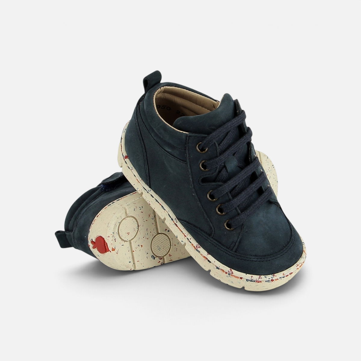 Baskets montantes Pom d'Api Start Skate SL en nubuck bleu océan avec semelle tachetée et lacets assortis