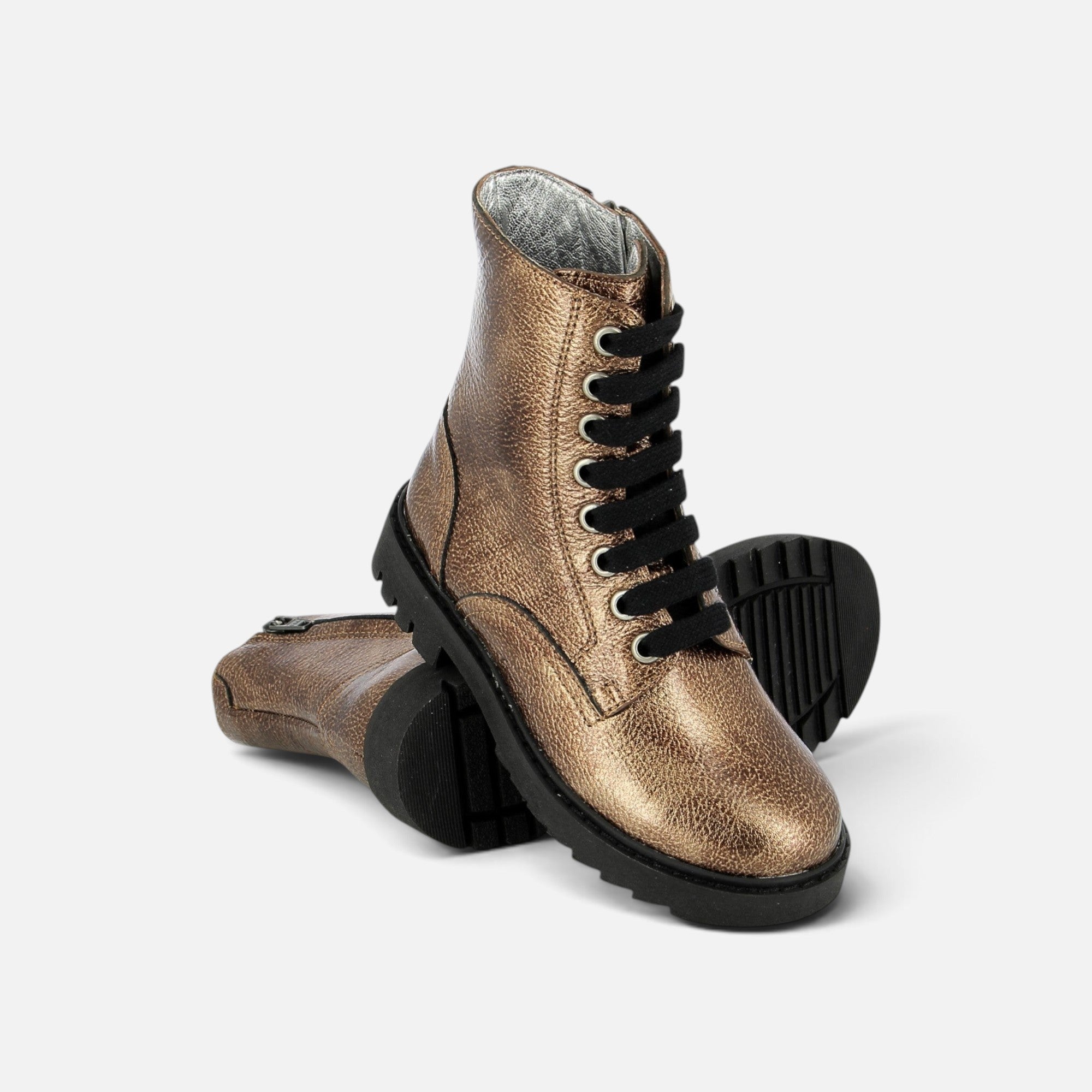 Boots Ranger Pom d'Api Sid en cuir métallisé bronze avec lacets noirs et semelle crantée épaisse