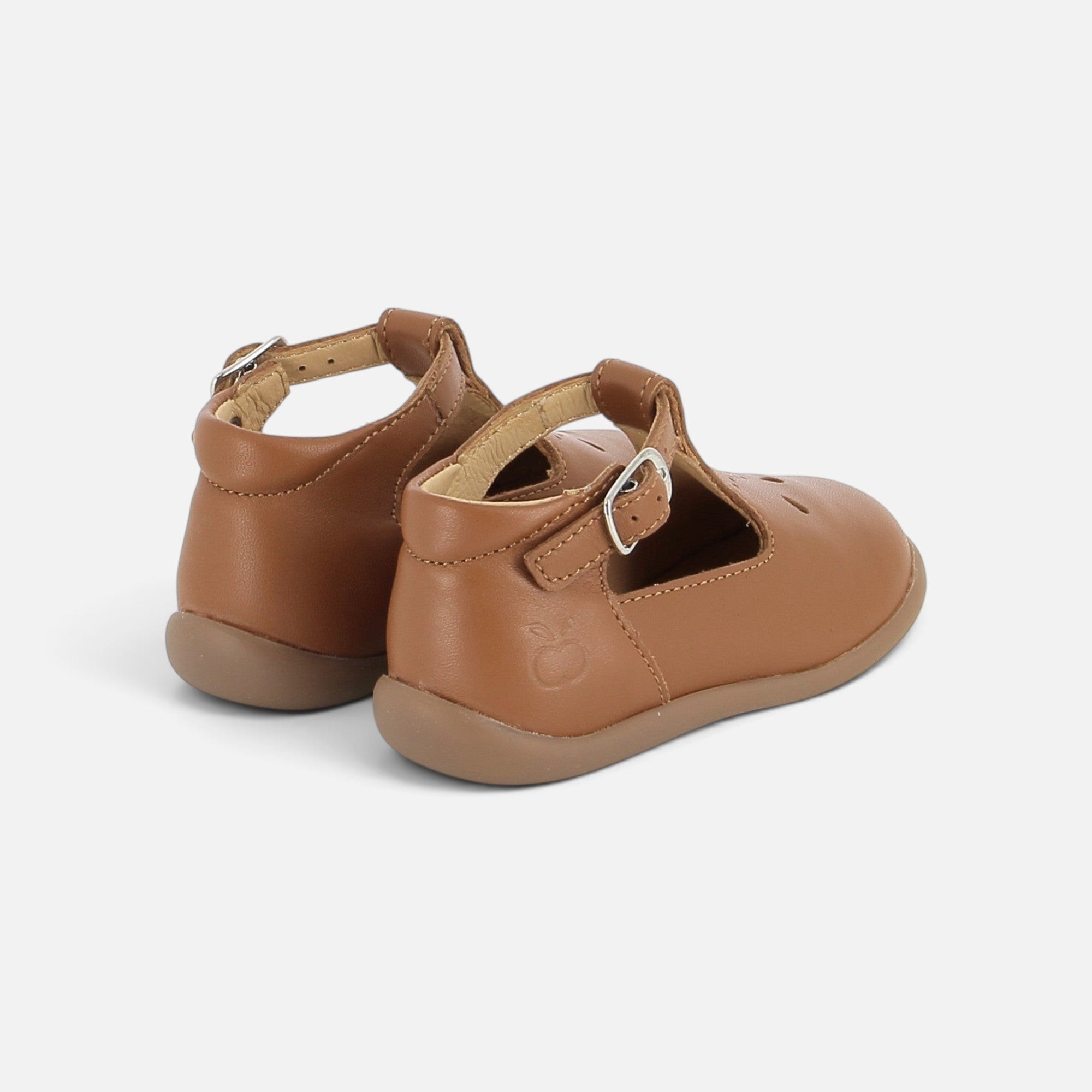 Chaussures salomé Pom d'Api en cuir marron avec bride à boucle et semelle souple anti-torsion pour enfant