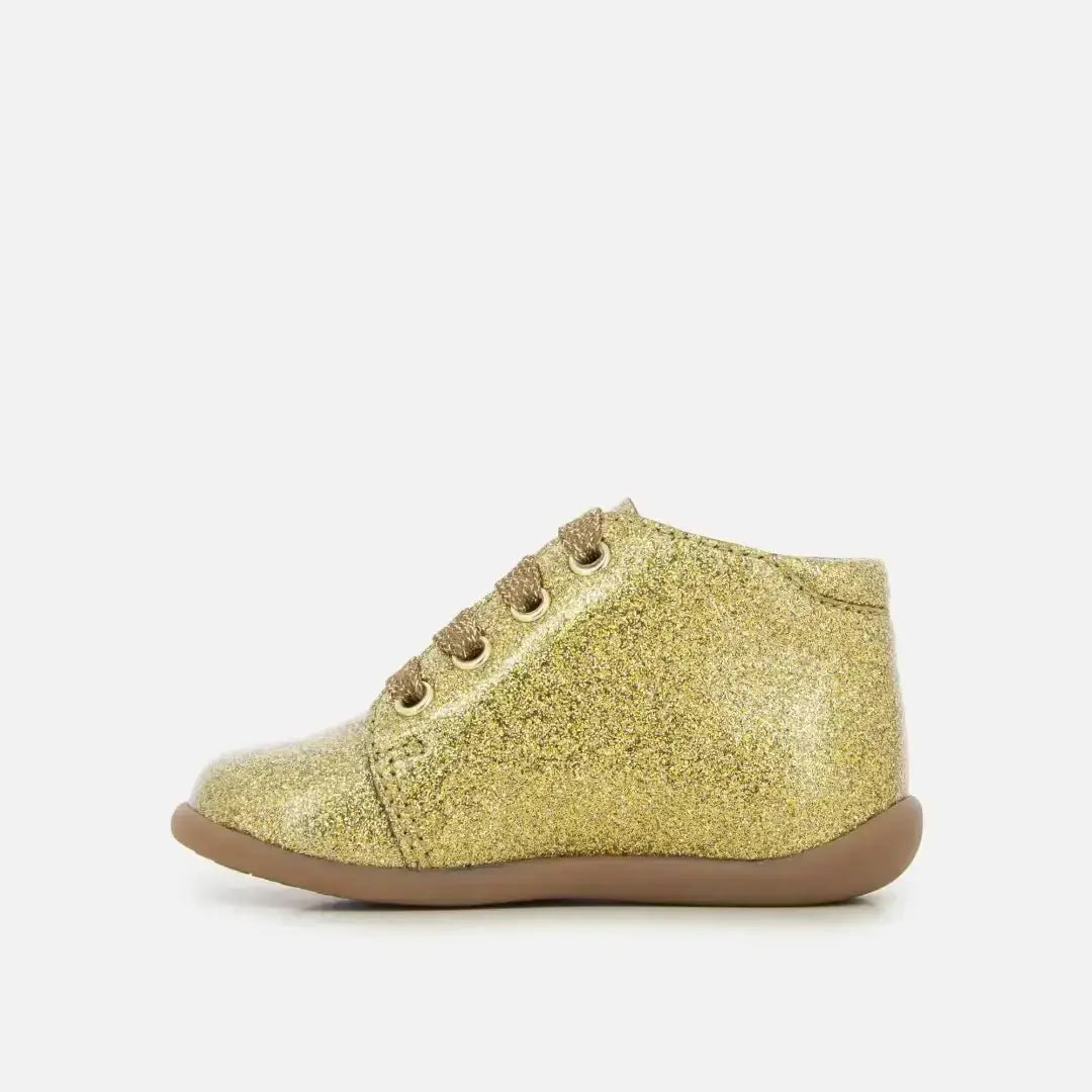 POM D'API EERSTE STAPPEN - STAND-UP LAARSJE - Pom d'Api