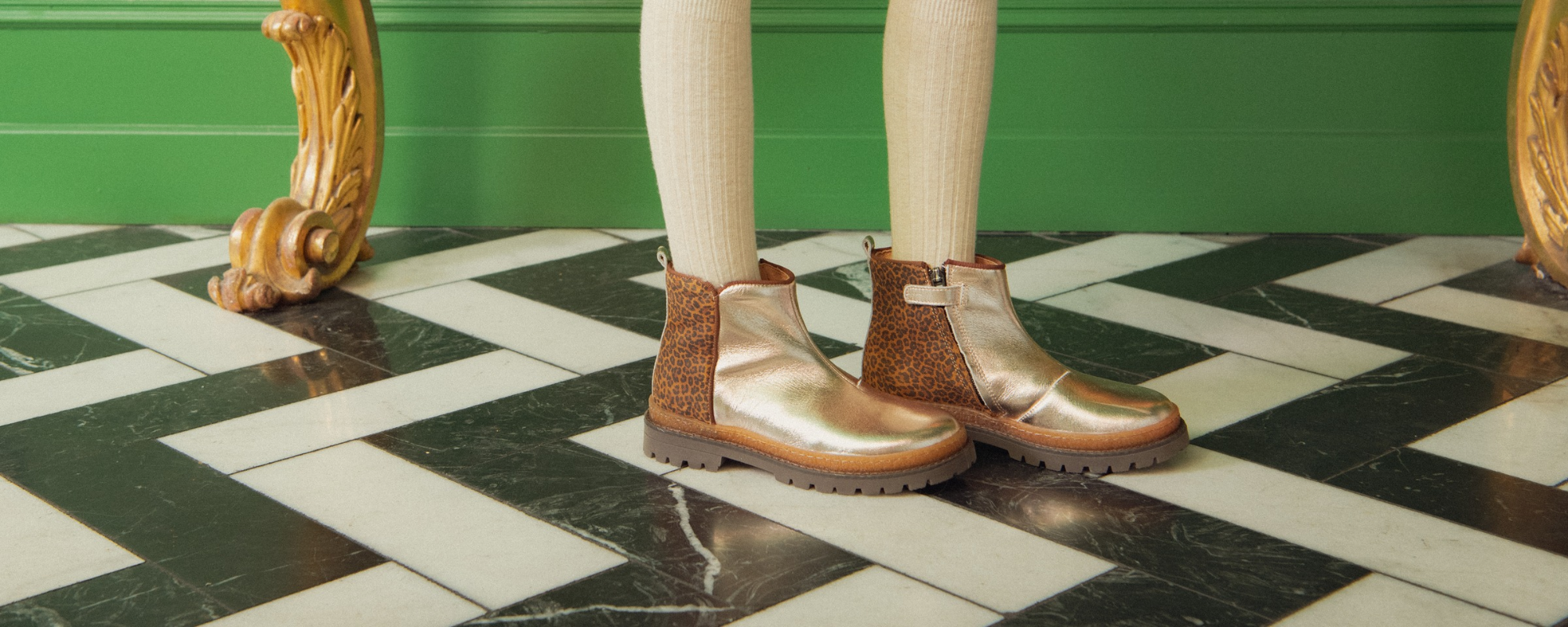 chaussures wall
