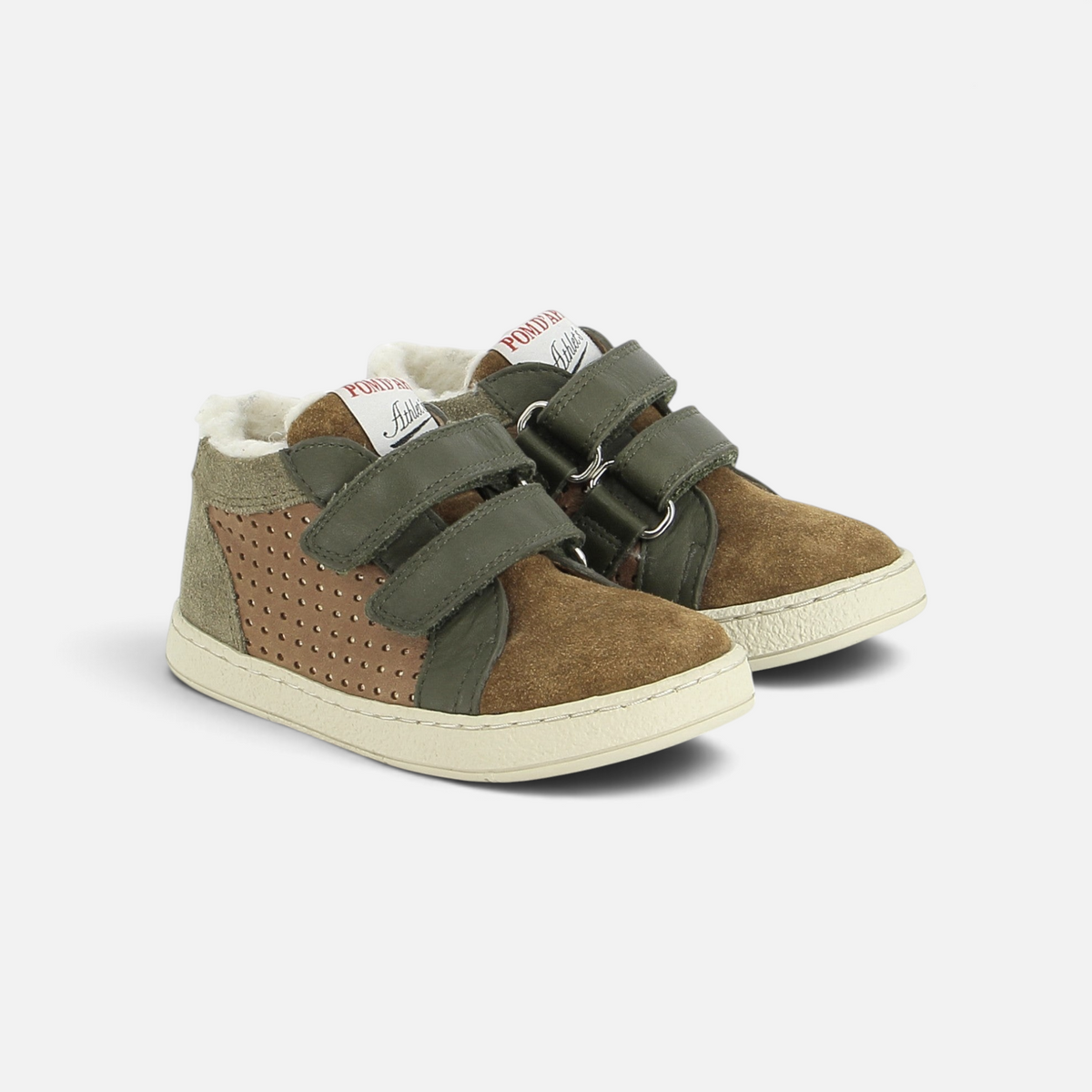 Baskets montantes fourrées Pom d'Api en cuir velours camel et olive avec fermetures velcro et semelle souple