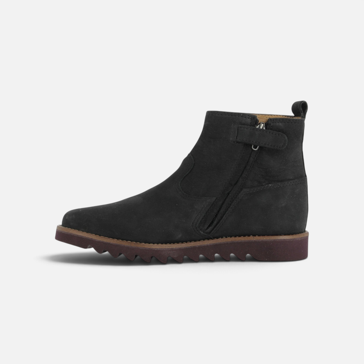Bottines Pom d'Api Ripple en nubuck noir avec zip latéral et semelle crantée en caoutchouc antidérapant