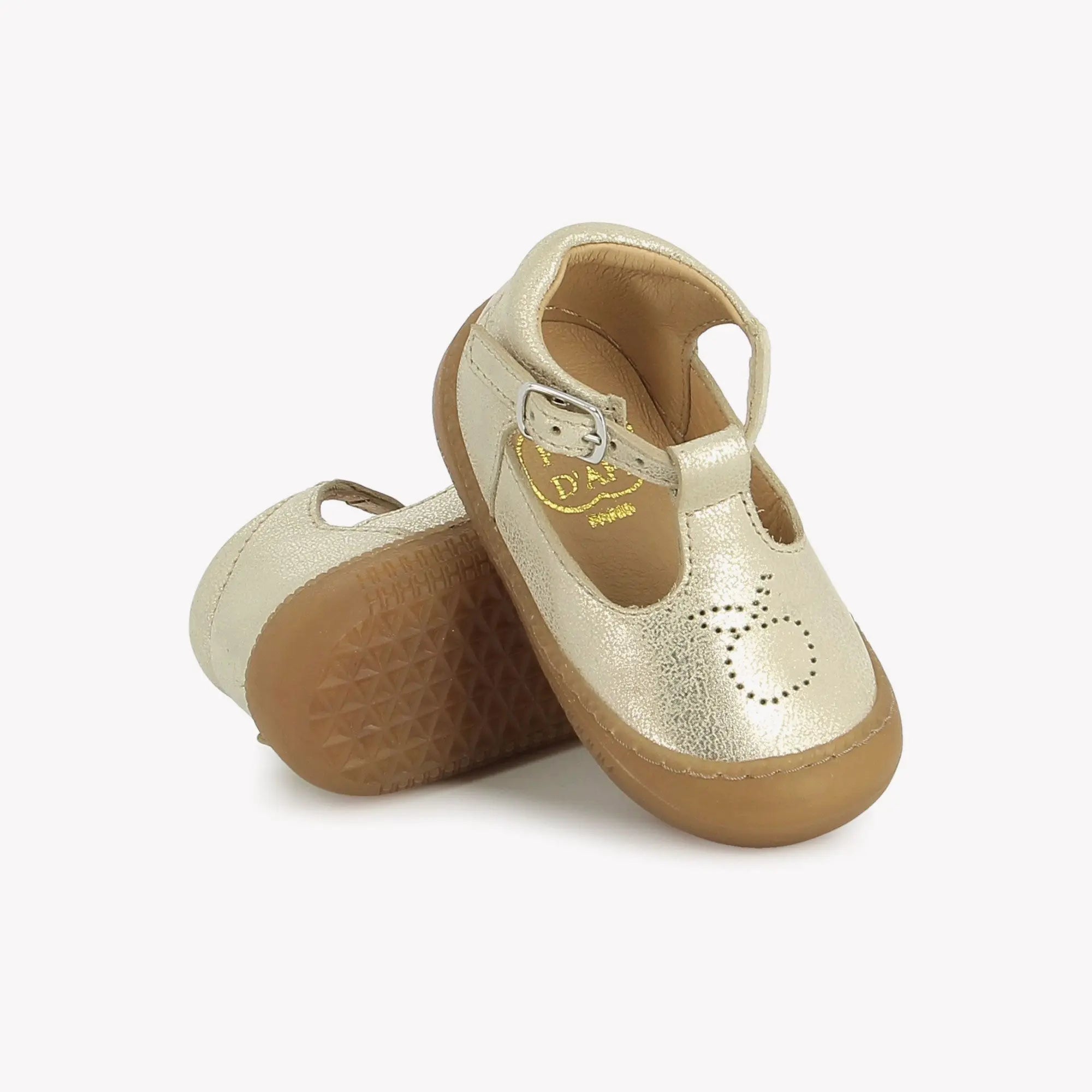 YAKA SALOME - EXHIBITION - PLATINE Pom d'Api