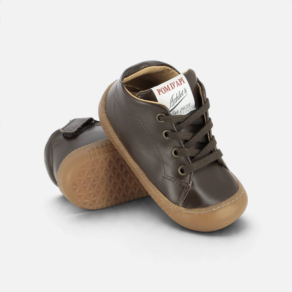 Chaussures barefoot Pom d'Api Yaka en cuir nappa marron ébène avec semelle souple et lacets pour premiers pas