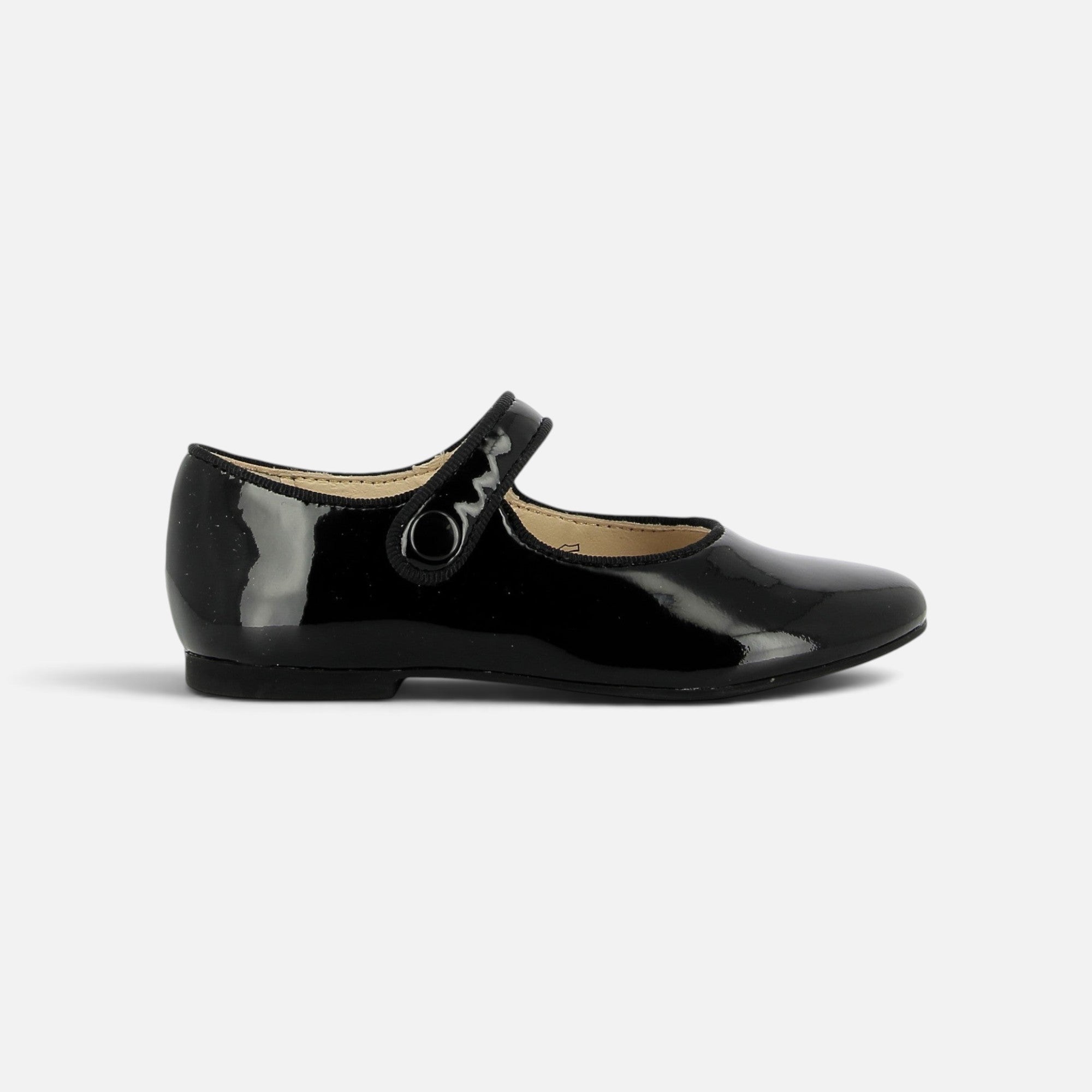 Ballerine Pom d'Api Daisy Baby en cuir vernis noir avec bride à bouton pression pour un maintien optimal