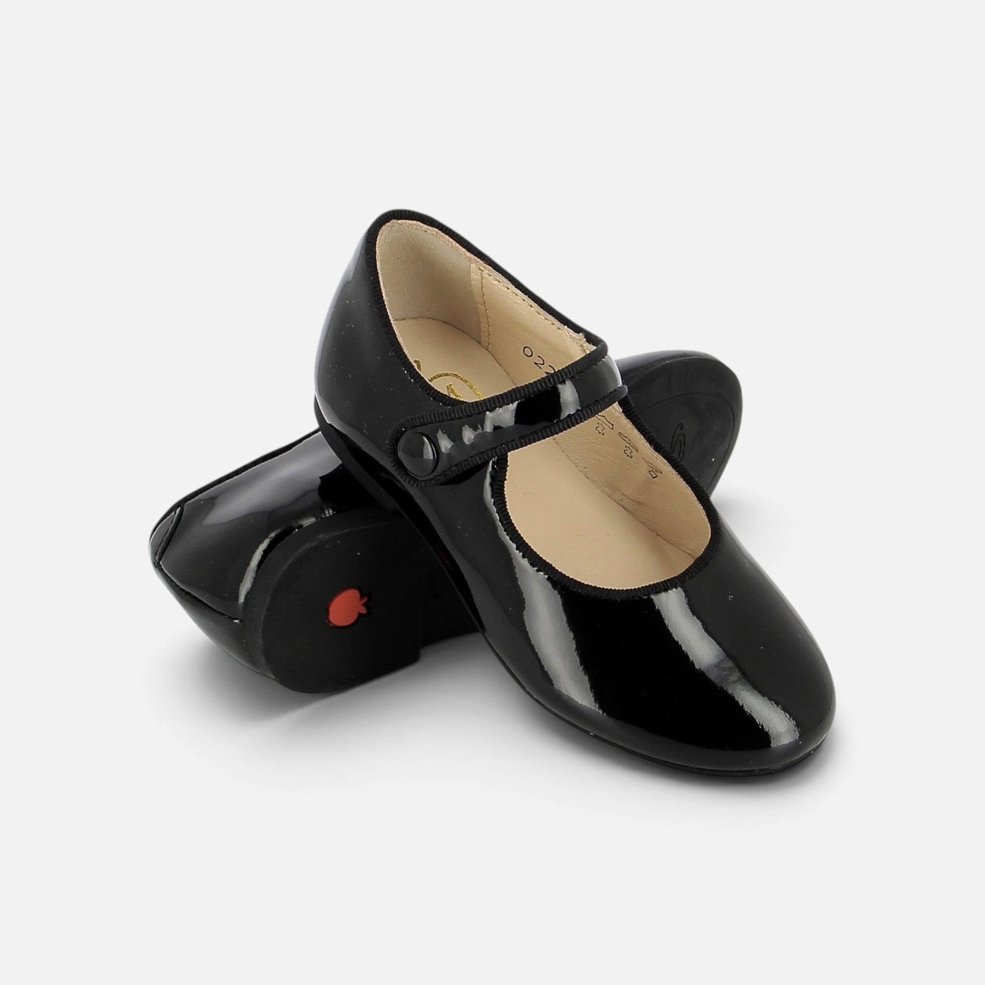 Ballerines Pom d'Api Daisy Baby en cuir vernis noir avec bride à bouton pression pour un maintien optimal
