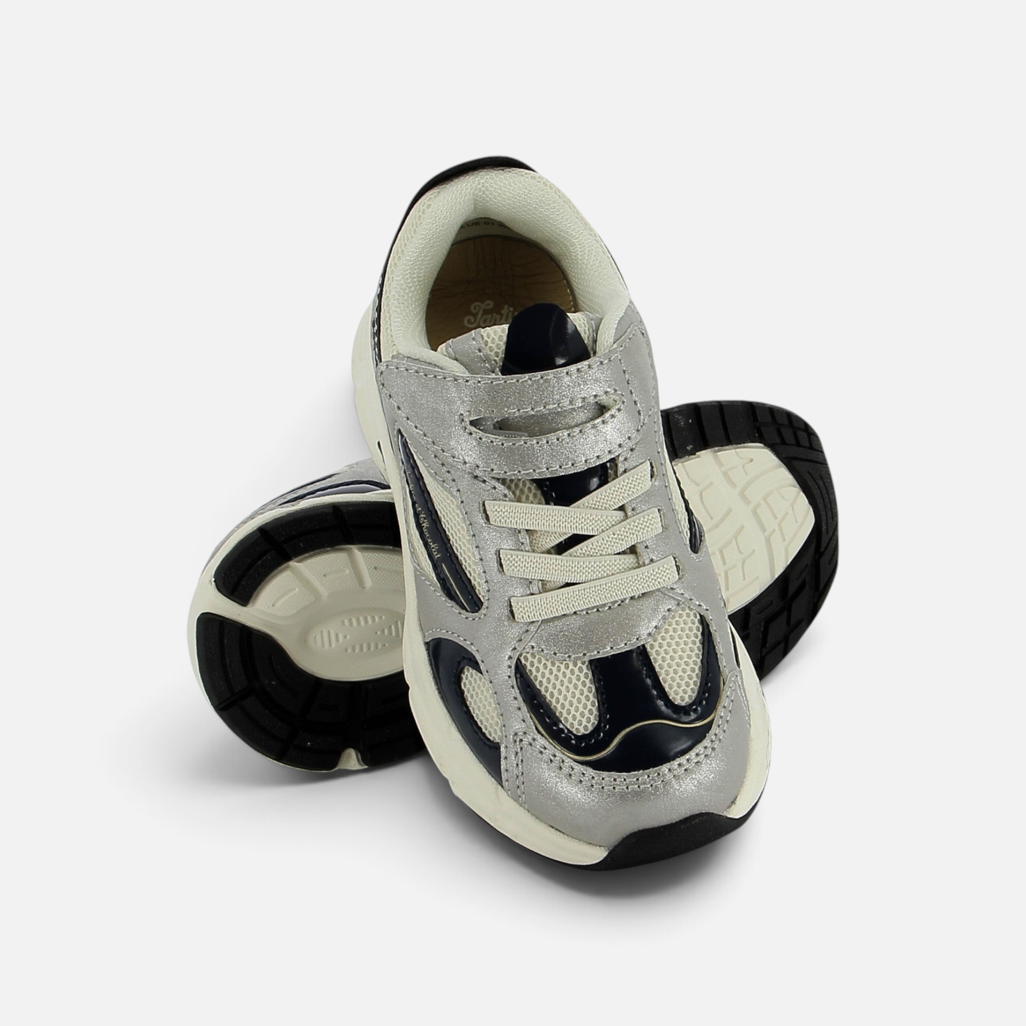 Basket compensée Pom d'Api pour enfant en cuir argenté et mesh bleu marine avec lacets élastiques et velcro