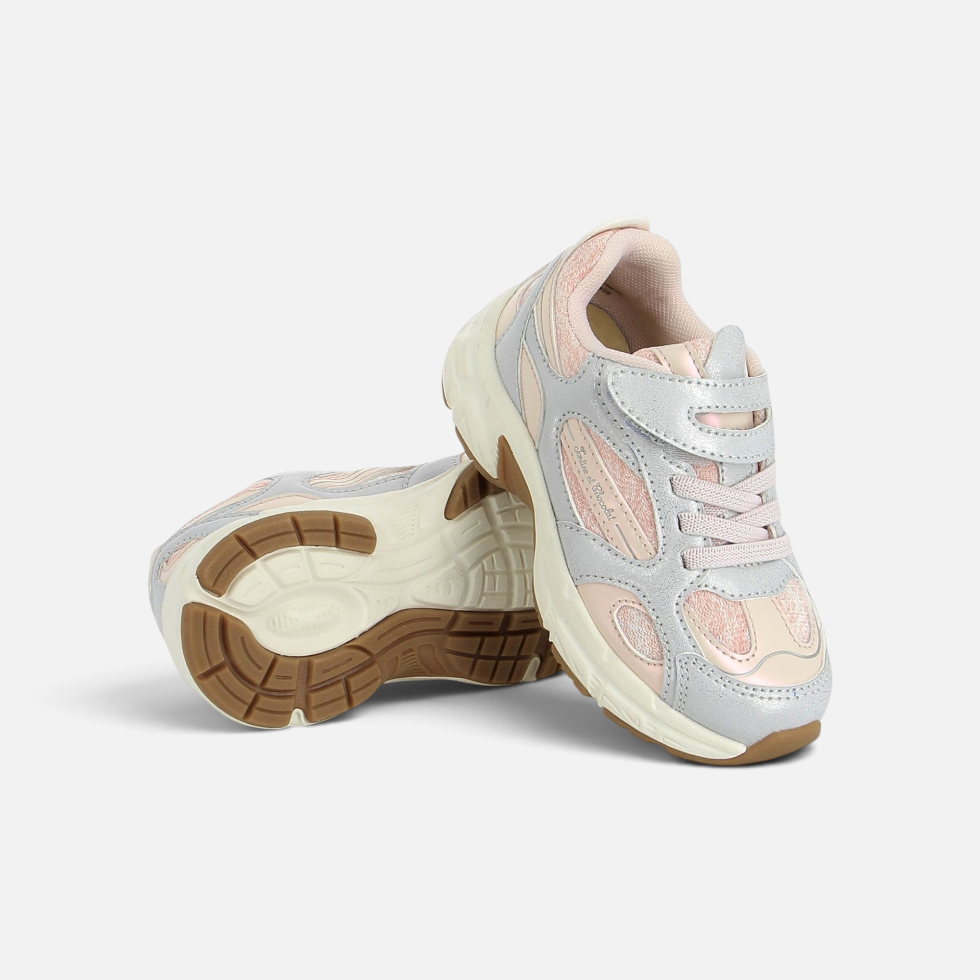 Basket compensée Pom d'Api pour enfant en cuir rose et argenté avec fermeture velcro et lacets élastiques
