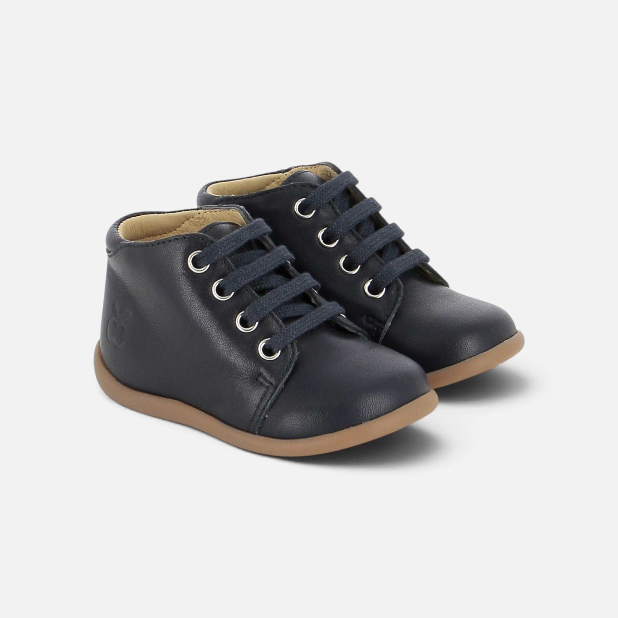 Bottines premiers pas Pom d'Api en cuir nappa bleu marine avec lacets et semelle souple en caoutchouc