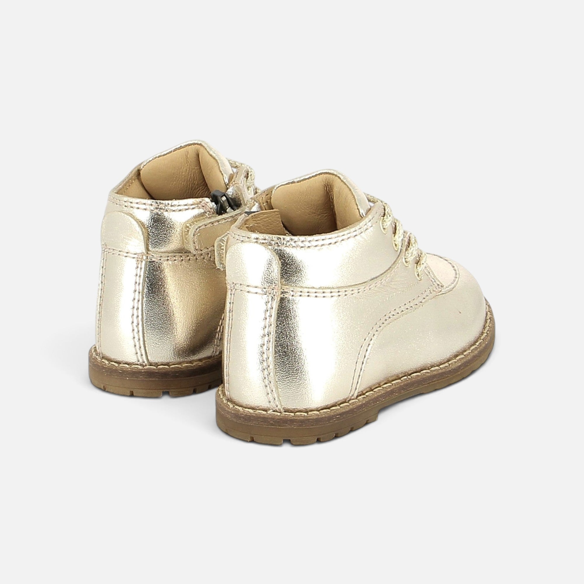Bottines Pom d'Api Bob Hunter en cuir laminé couleur platine avec semelle antidérapante et zip latéral