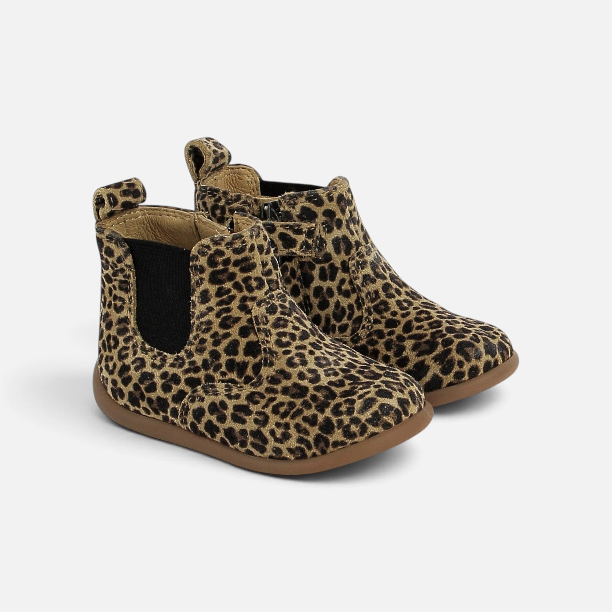 Bottines premiers pas Pom d'Api Stand-Up Jod en cuir à motif léopard avec semelle souple et fermeture élastique.