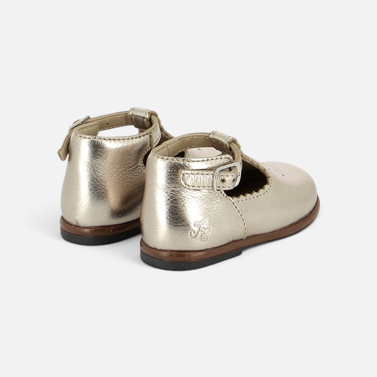 Chaussures salomé Pom d'Api pour bébé en cuir doré souple avec bride à boucle pour les premiers pas