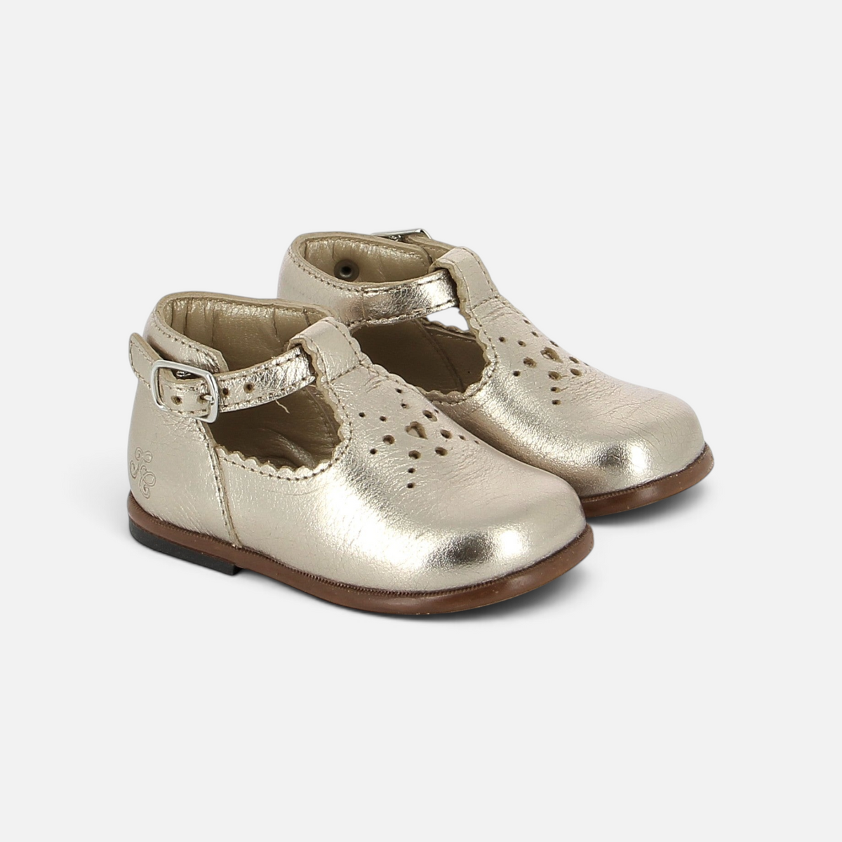 Chaussures salomé Pom d'Api pour bébé en cuir doré souple avec détails perforés et bride à boucle réglable