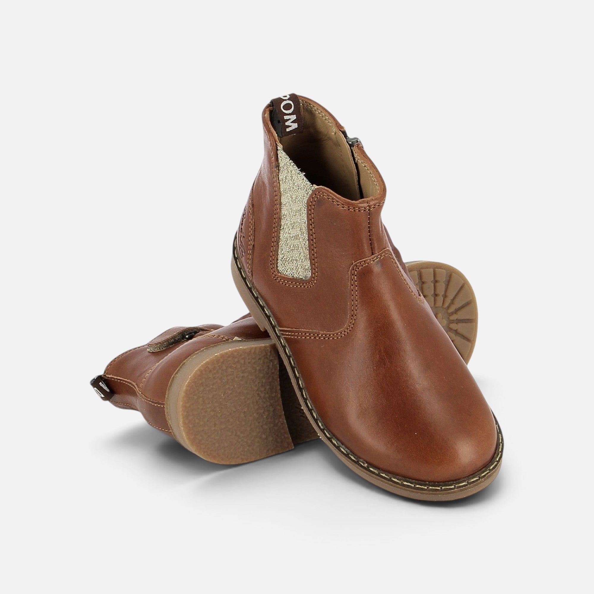Chelsea boots Pom d'Api Trip en cuir lisse marron avec empiècement élastique brillant et fermeture éclair latérale