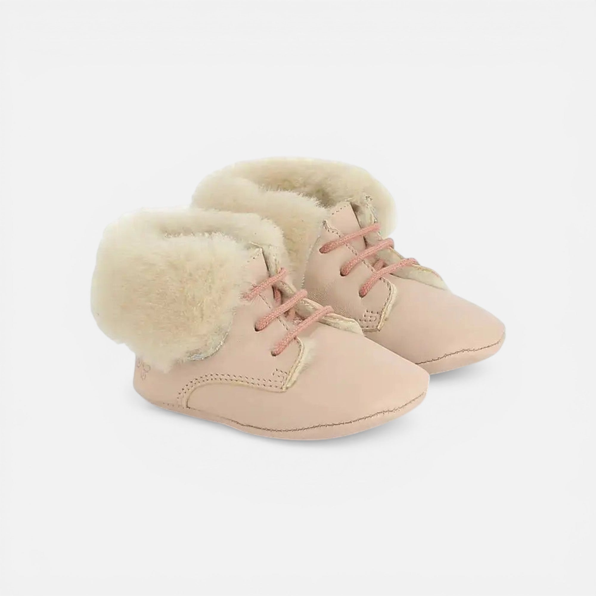 SCHUHE aus TC 15 FIRST FUR – GLATTES LEDER – PUDER